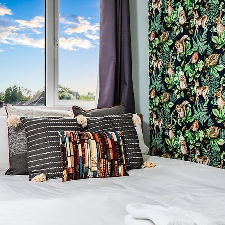 Perfect For Contractors - Canterbury - Free Parking - Ultra Wifi Buitenkant foto