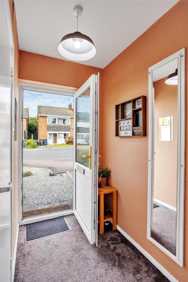 Perfect For Contractors - Canterbury - Free Parking - Ultra Wifi Buitenkant foto